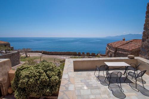 Goulas Traditional Guesthouse