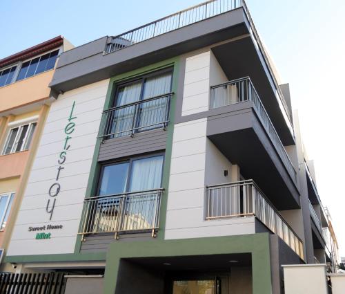 Let'stay Sweet Home Mint