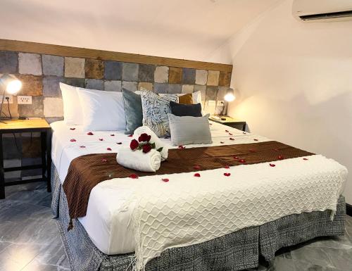 Clockworkorange Luxury Suites