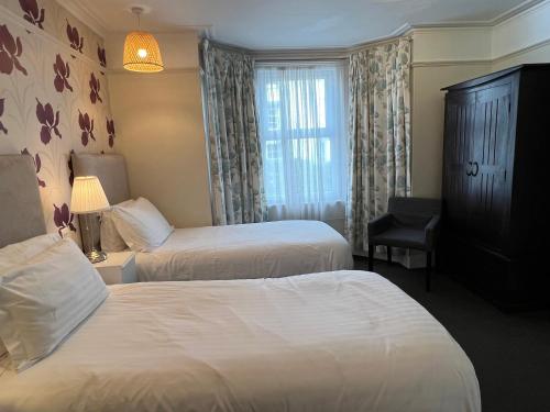 Newton House Bed & Breakfast