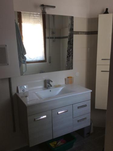 Easy connections by train from Malpensa/Como/Milan