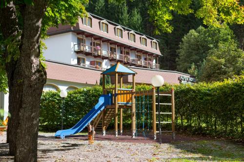Alpenhotel Weitlanbrunn
