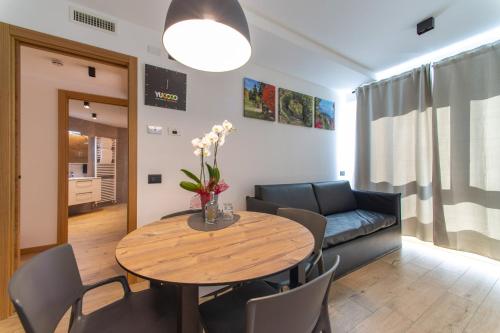 Yugogo  Pellico 8 Trento Centro