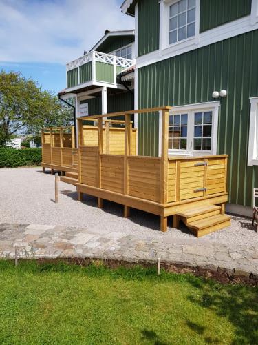 Vare 4 vandrarhem AB