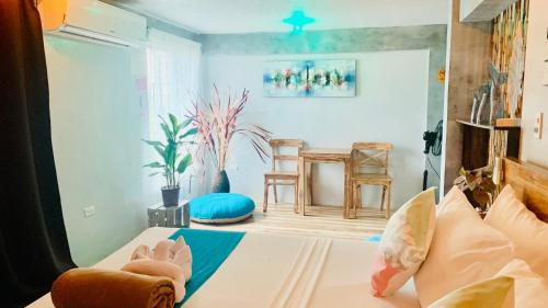 Hidden of Cailan Family Room