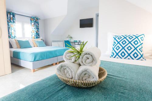 Joya Ofrynio Stylish Suites