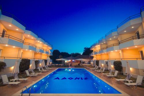 Adonis Hotel & Apartments