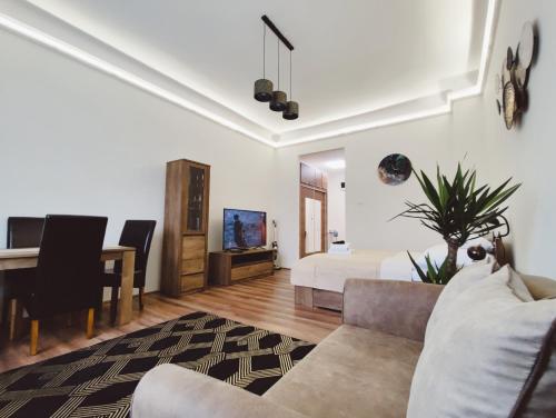 Central Palace Apartman