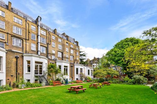 Lee Abbey London