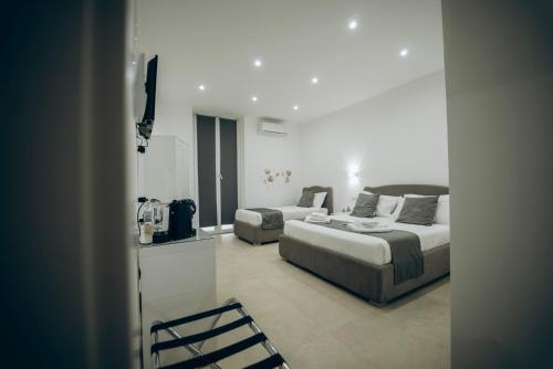 Dimora Fantasia Charme B&B