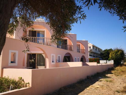 Seashell Apartments