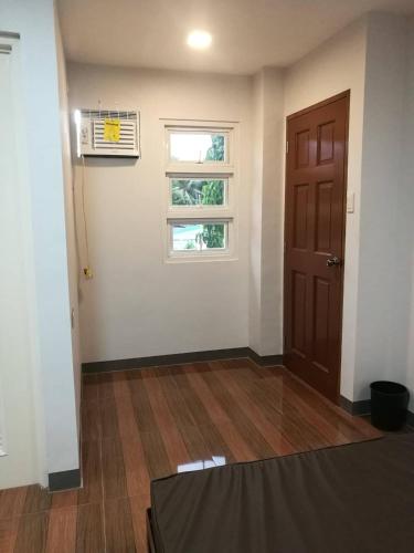 Overnight Villa Transient House