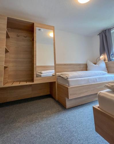 Mountain Hostel City