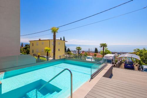 Apartments Rona Icici