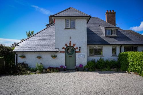 Halwell Lodge Bed & Breakfast