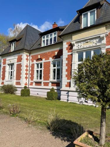 Dobbeltværelse i smuk palævilla