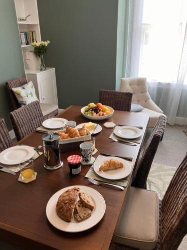 Elegant well appointed maisonette 105m2