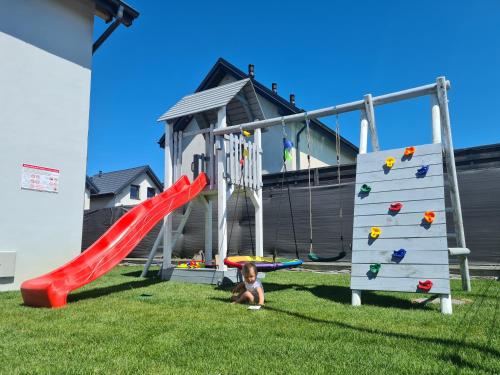 Domki Rajski Wypoczynek z basenem