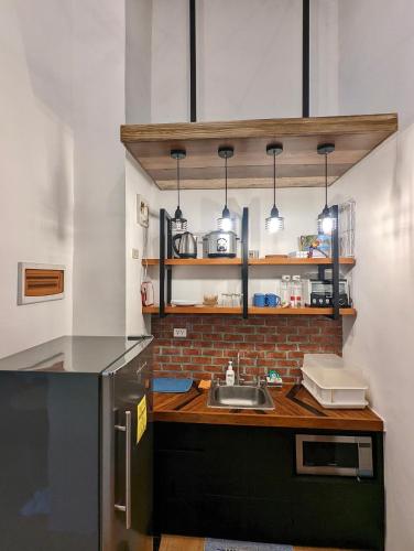 Budget 1BR Loft Apartment in Cainta Cambridge Village