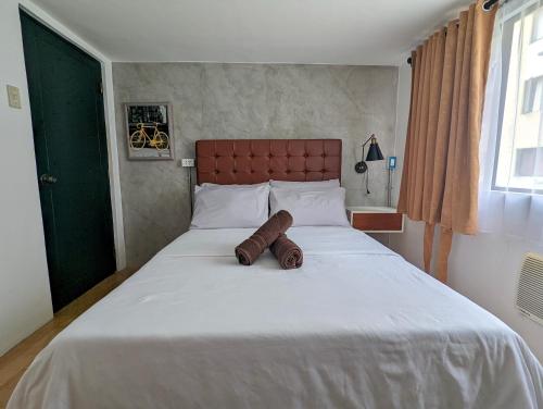 Budget 1BR Loft Apartment in Cainta Cambridge Village