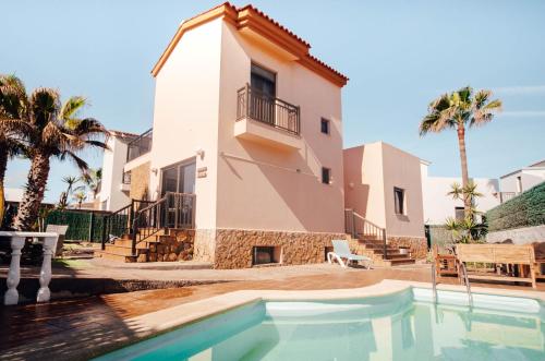 International Surf School