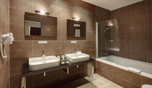 Sercotel Plaza Feria Hotel