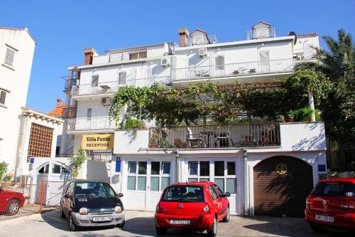 Nina Apartments