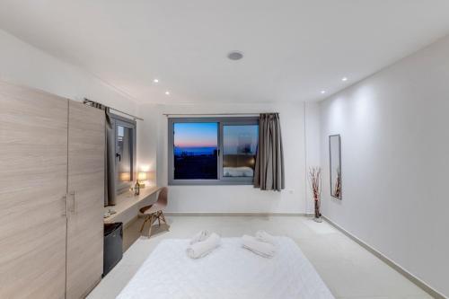 Chrysonisos Suites With Sunset & Seaview