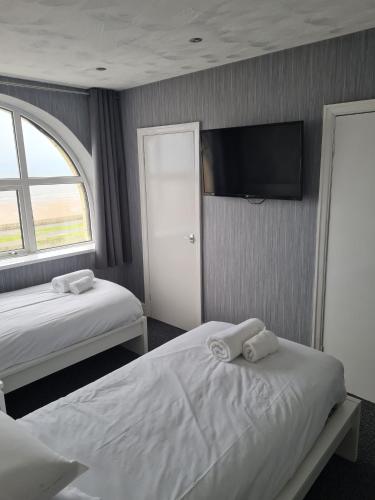Queens Plaza Hotel