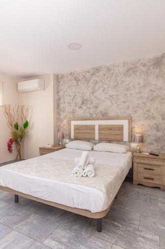 Apartamentos Lola Beach