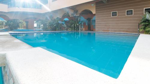 RedDoorz Plus near Municipality of Luisiana Laguna