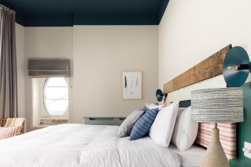 West Beach Hotel Brighton