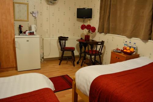 City London Hotel