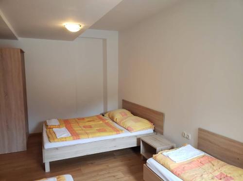 Youth Hostel Nika