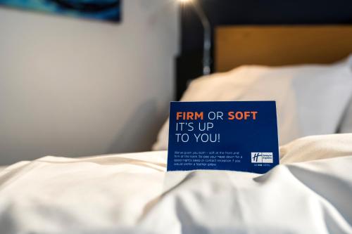 Holiday Inn Express Dunfermline