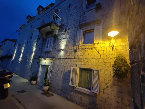 Carol Rooms Guesthouse