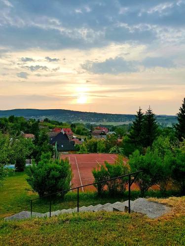 Appartementhaus 5 Jahreszeit