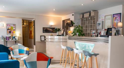 Hotel Kyriad Nimes Centre