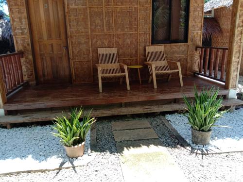 Alona Pawikan Resort