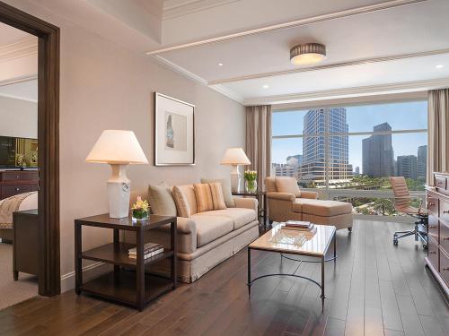 Discovery Primea Manila