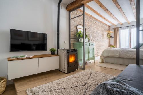 Cathedral Suite Home