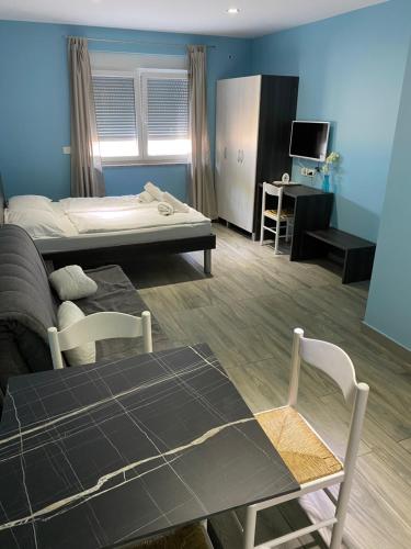 Iris Studios