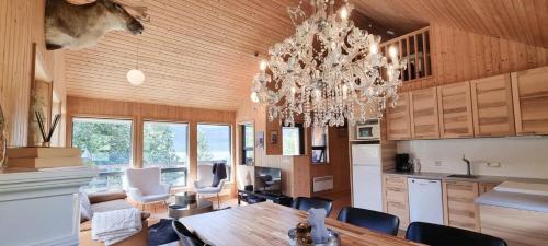 迪克森木屋7号（Dixon Cabin nr. 7 / Dixon sumarhús nr. 7 @Kirkjubraut）