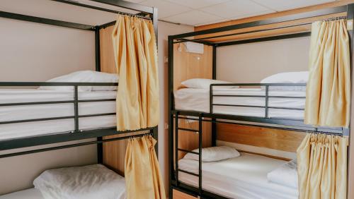 Garden Lane Backpackers