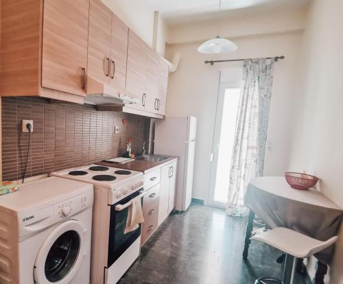 Efrosini downtown apartment