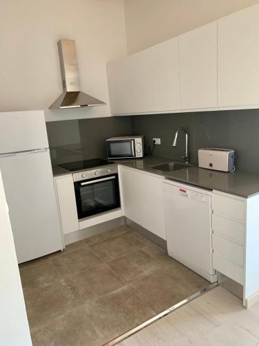 Flat in Girona City Centre - 5 mins from Old Town and Train Station