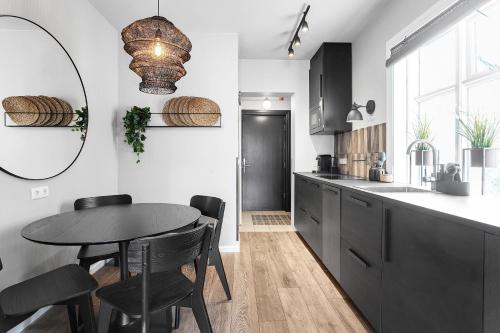 Baldur Apartments
