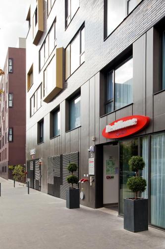 Residhome Paris Asnières Park