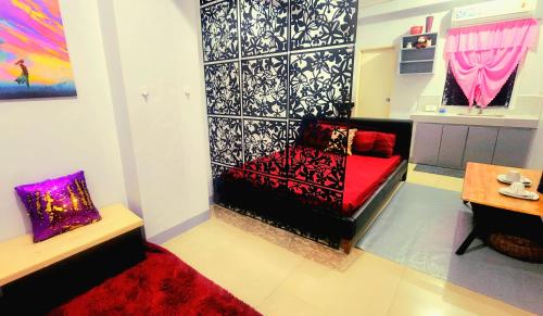 Budget Backpackers Transient House near NAIA by RedDoorz