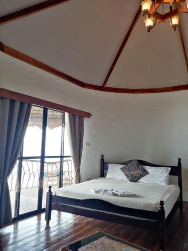 Villa Marmarine Beach Resort & Restaurant